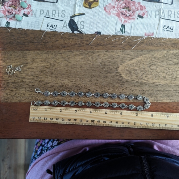 Necklace - Picture 3 of 3